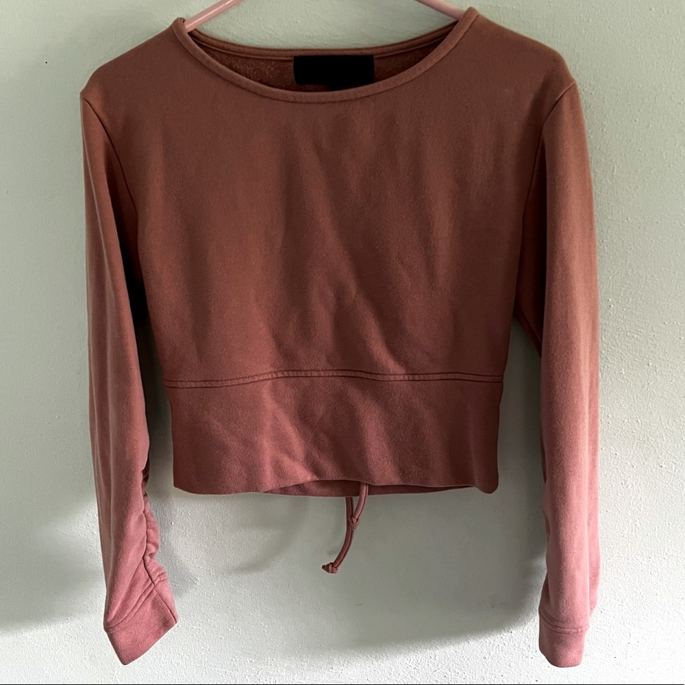 Kendall + Kylie Sinched Sleeve crop Swtshirt - XS